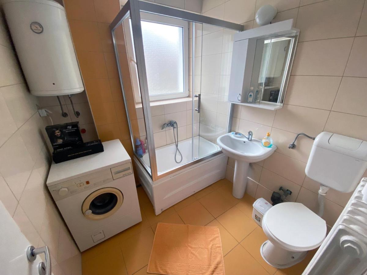 Spacious Modern Apartment Kisela Voda Skopje Luaran gambar